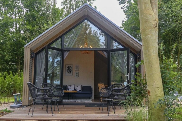 Deze tiny houses staan in Nederland en kun je huren