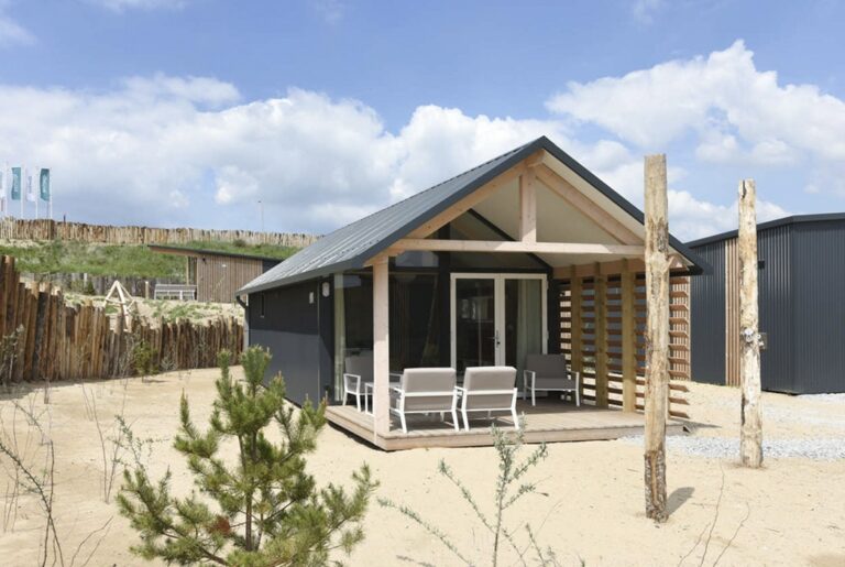 Strandhuisje huren ⇒ Wow! Dit zijn de mooiste!